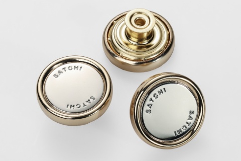 松记科普：工装源头工厂如何为工装选择耐用金属钮扣？