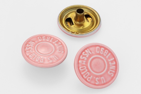 童车工厂如何为童车配件选择适配金属钮扣？