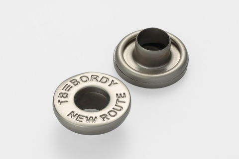 松记科普：鞋工厂如何为鞋选择高品质鸡眼扣？