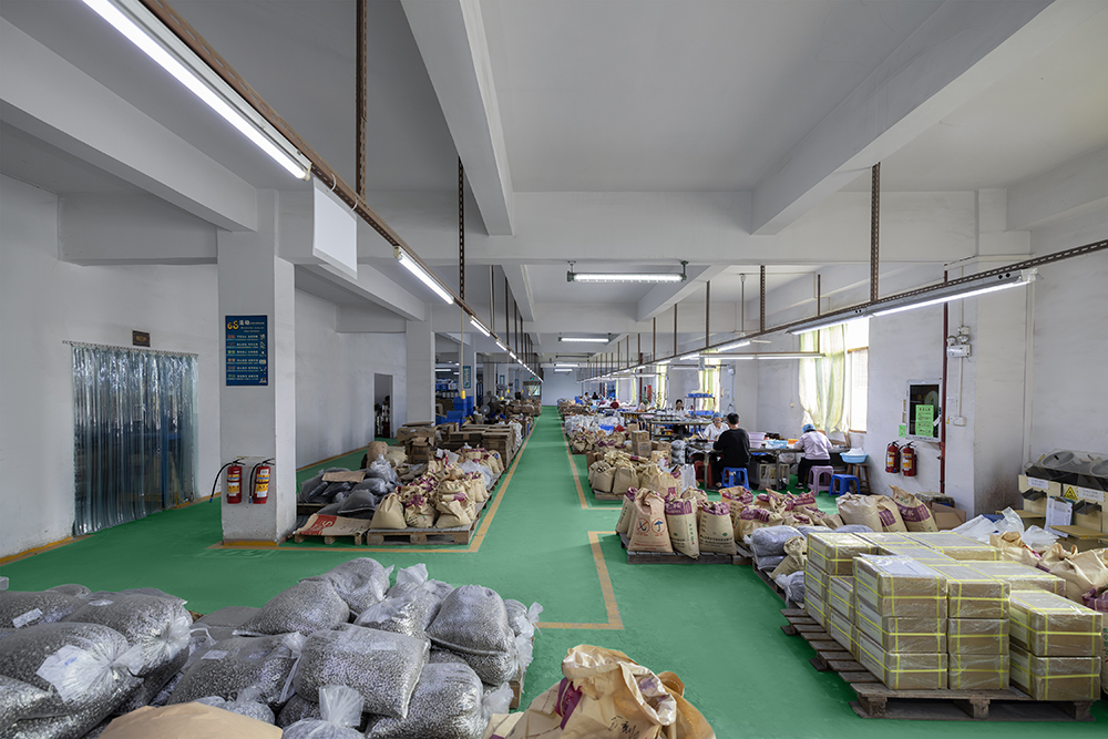 高端金属四合扣定制要关注哪些要点