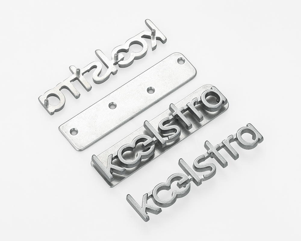 专业金属标牌定制厂家在生产过程中会注意哪些细节?