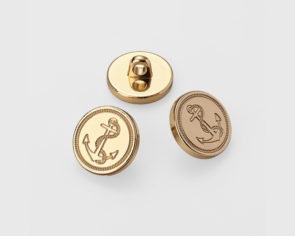 奢侈品金属纽扣的质感是如何体现的?