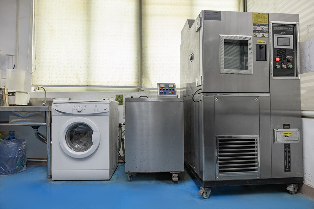 好的金属五爪扣厂家如何实现纽扣的持久保色？