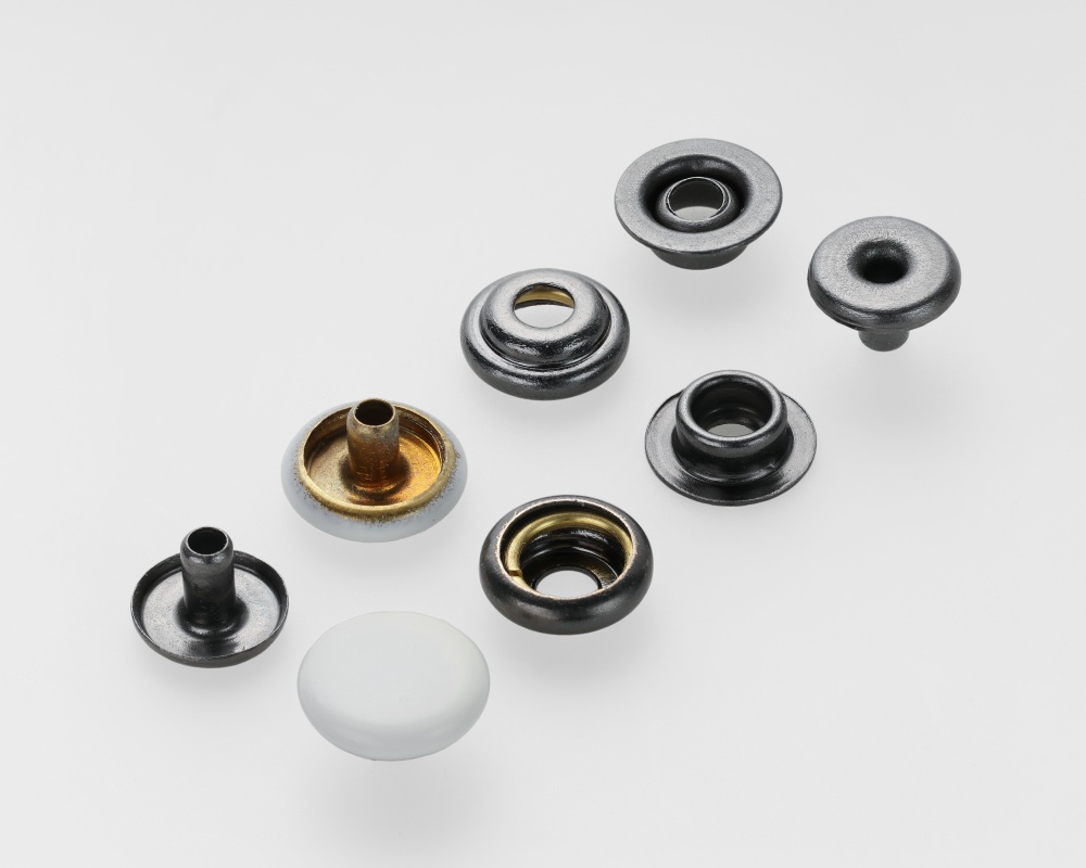 松记分享：童装配饰四合扣的卡通造型设计技巧与方法