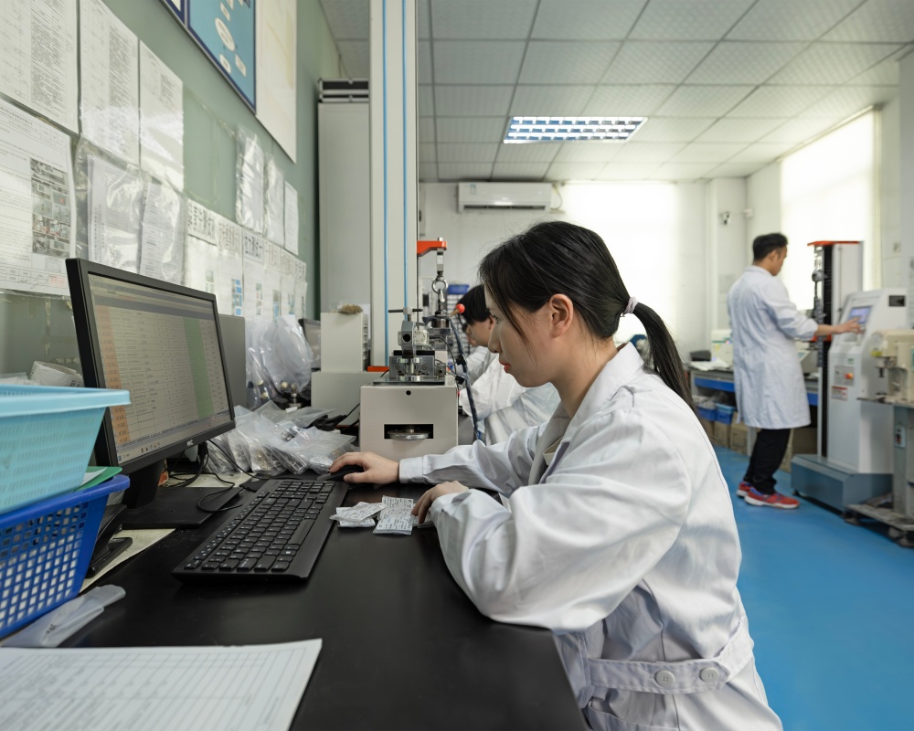 金属钮扣源头工厂,高端金属钮扣定制,金属钮扣定制厂家